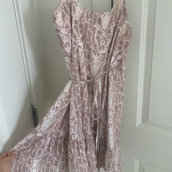 Snakeskin brown print wrap dress - Picture 2 of 3